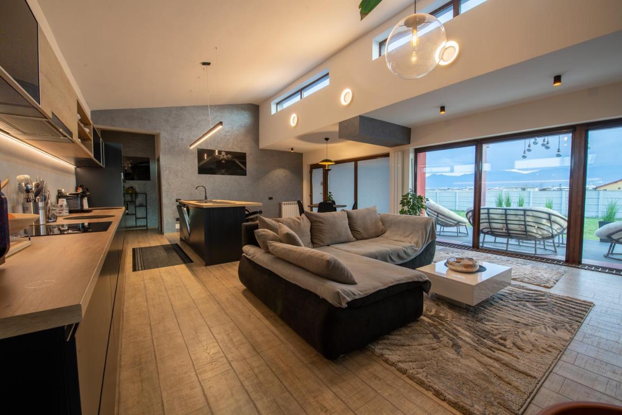 Casa Florida Villa Brasov Luaran gambar